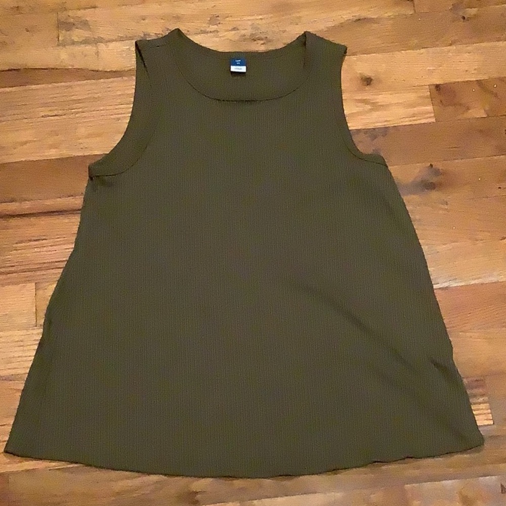 4/$12 NWOT tank
